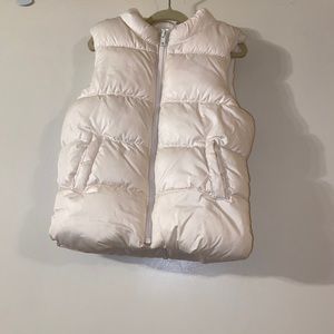 Old Navy Kids White Puffy Vest Size 5T